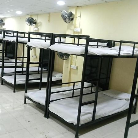 Saikrupa Dormitory Тхане Екстер'єр фото